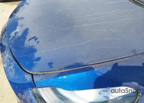 2024 Tesla Model Y Long Range Dual Motor All-Wheel Drive z USA, uszkodzony, nr VIN 7SAYGDEE3RA307154